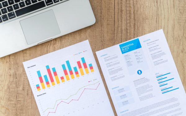 Como Vender Mais Serviços Online: Técnicas de Persuasão e Posicionamento Digital