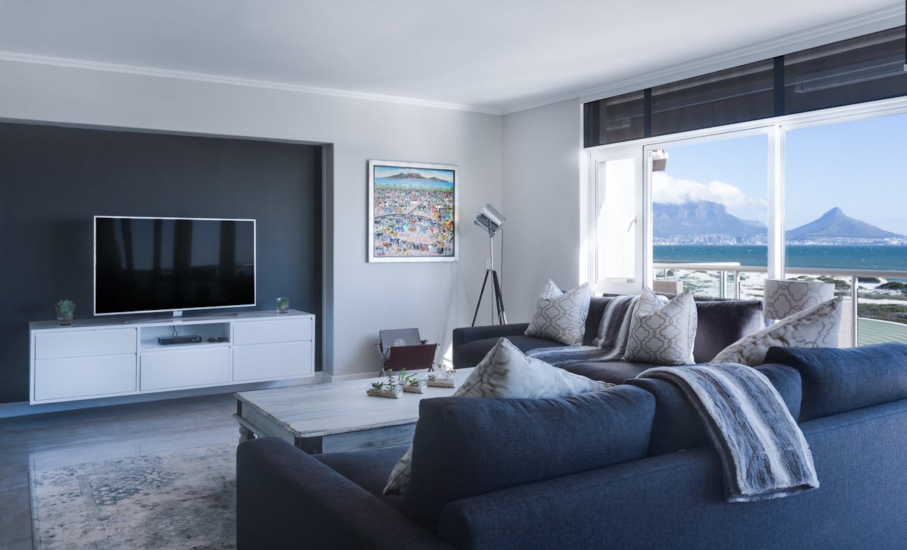 Mobília Inteligente: Como Montar um Apartamento Pequeno Sem Gastar Muito
