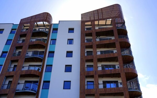 Por que empresas e condomínios precisam de manutenção preventiva de encanamento