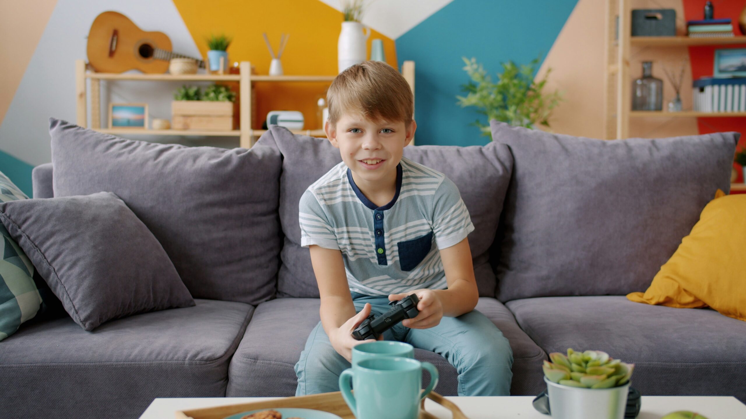 Plants VS Brainrots Roblox: melhores plantas, estratégias e como vencer hordas gigantes